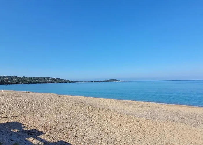 Studio situé à 20 metres de la plage d Agosta Porticcio