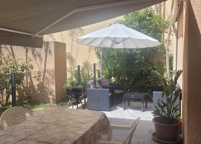 Studio situé à 20 metres de la plage d Agosta Porticcio